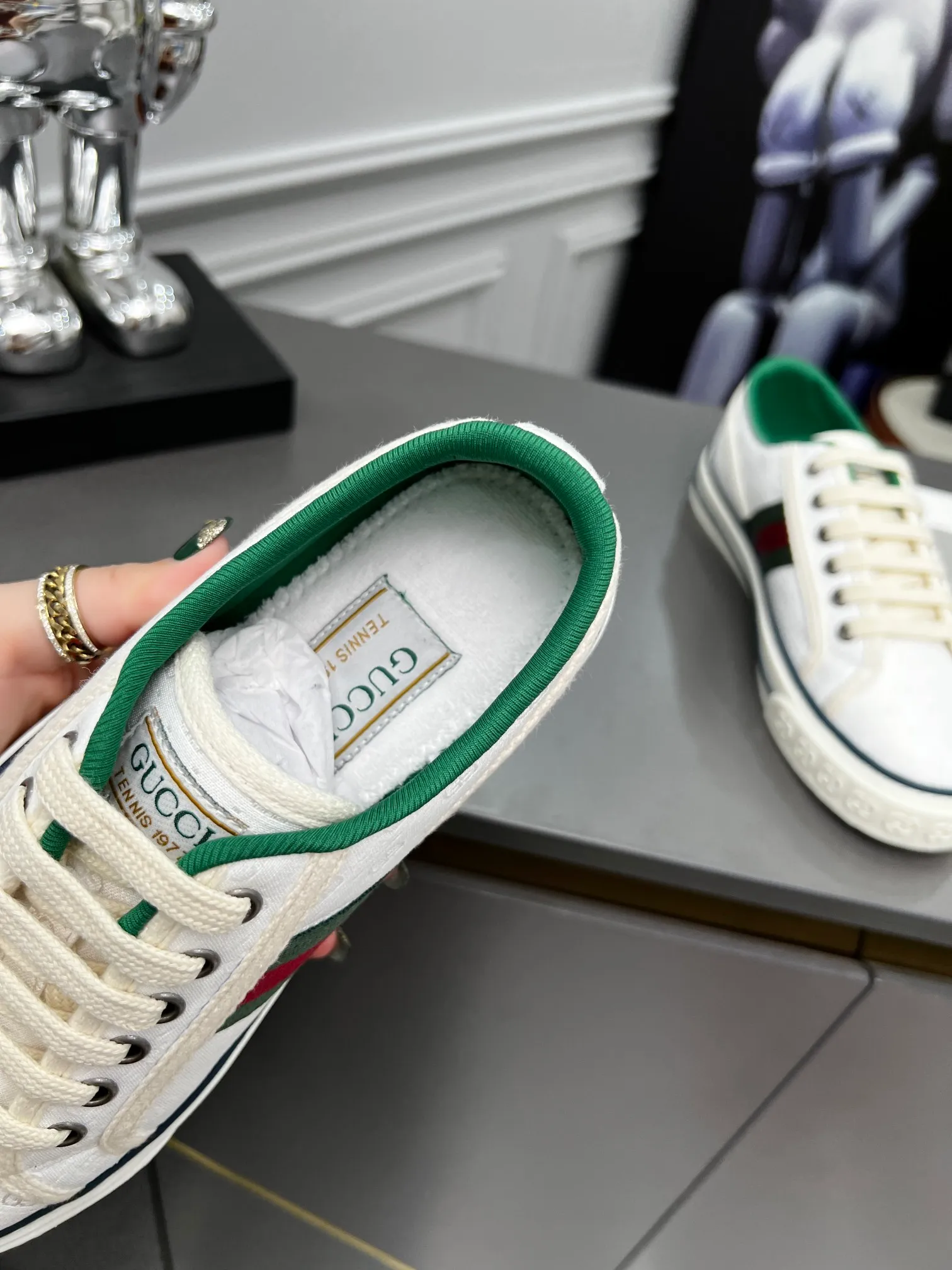 👟👟Ex-factory price 480👟👟 GUCCI new model 1977, classic LOGO material, 1:1 electric embroidery according to the original version, high version, complete package, low and highest version👟👟Ex-factory price U foam feet. T👟👟Ex-factory price U outsole, complete package! 35-44